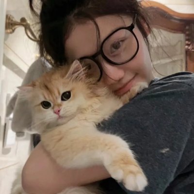 敦君与女朋友